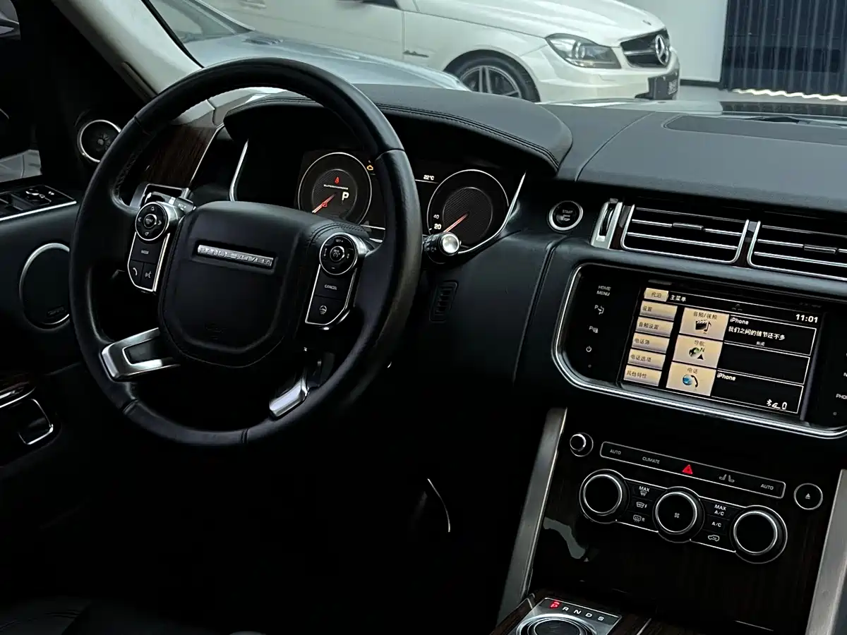 Land Rover Range Rover 2014 3.0 SC V6 Vogue фото 26