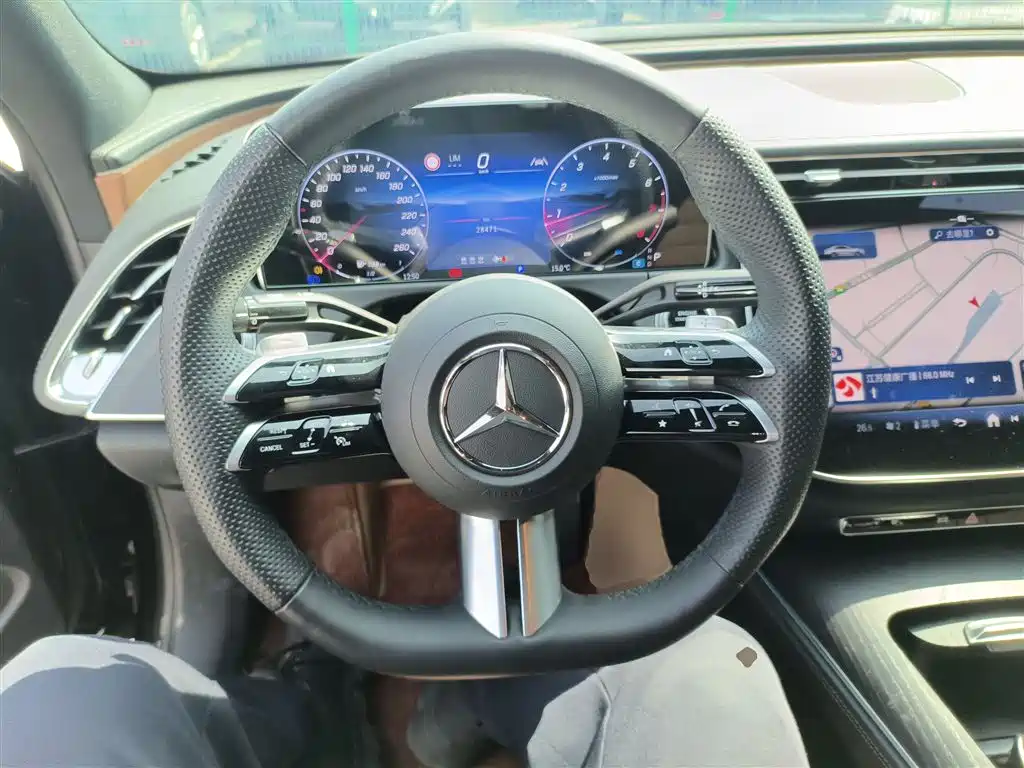 Mercedes-Benz E-Class 2024 Facelift E 300 L Fashion Sport фото 11