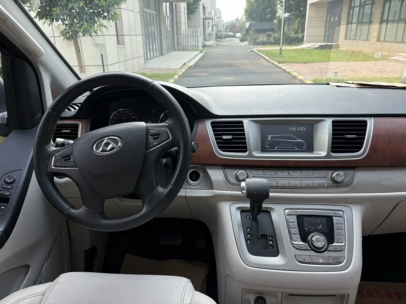 SAIC Maxus Maxus G10 2016 2016 2.0T Automatic Elite