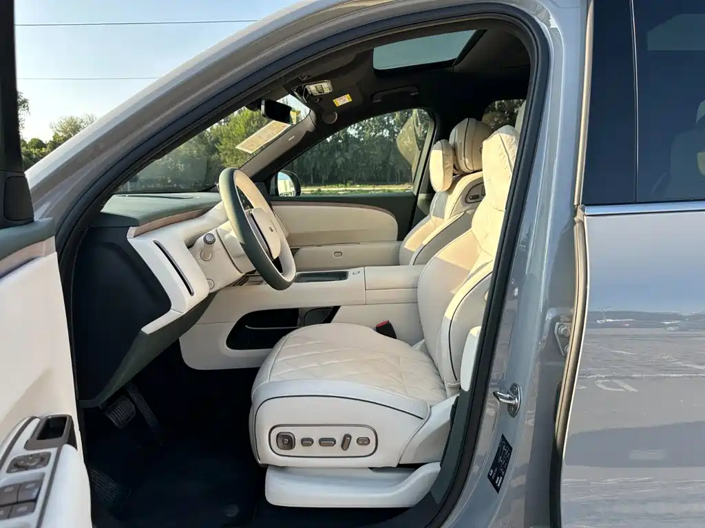Li Auto L9 2026 2026 Base Model