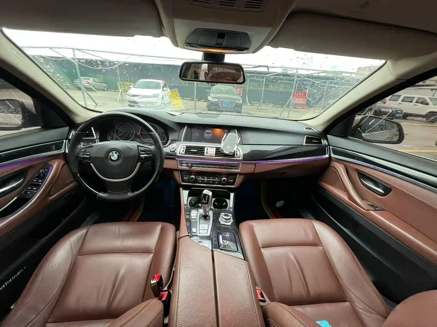 BMW 5 Series 2014 520Li Elegance фото 5