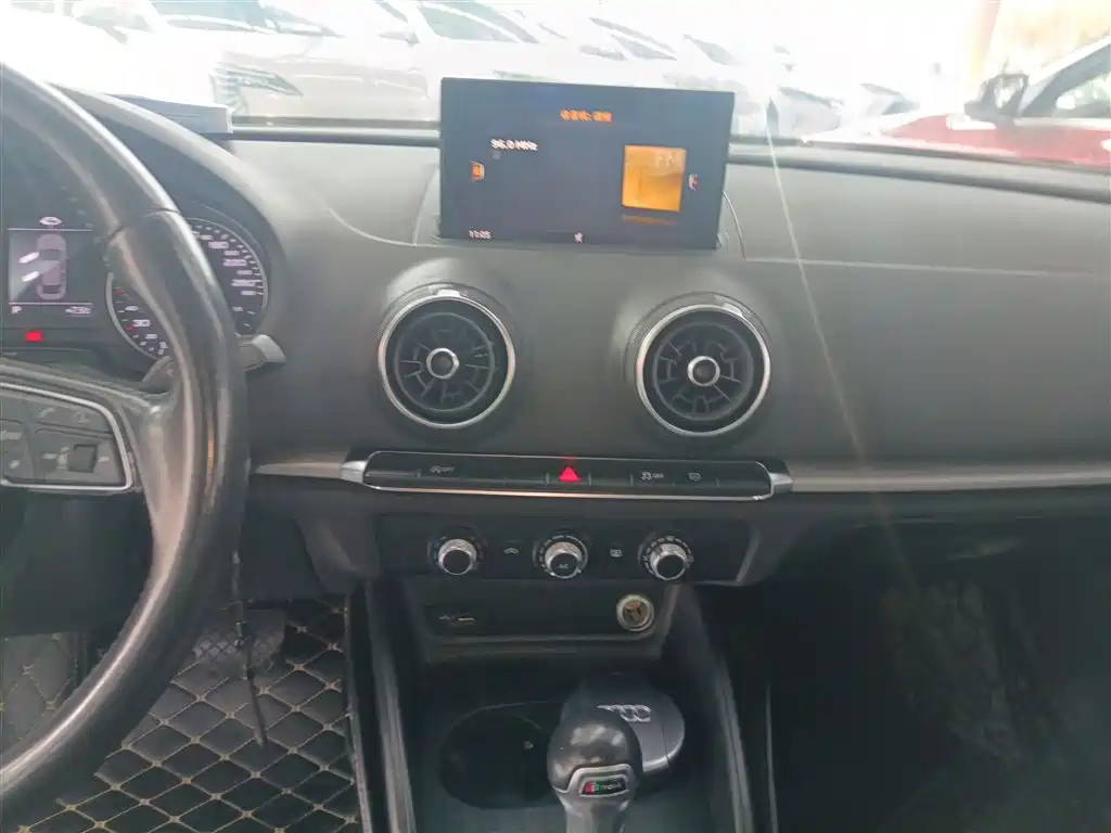 Audi A3 2019 Limousine 35 TFSI Progressive China V фото 10