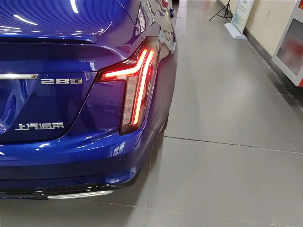 Cadillac CT5 2023 28T Prestige Style фото 24