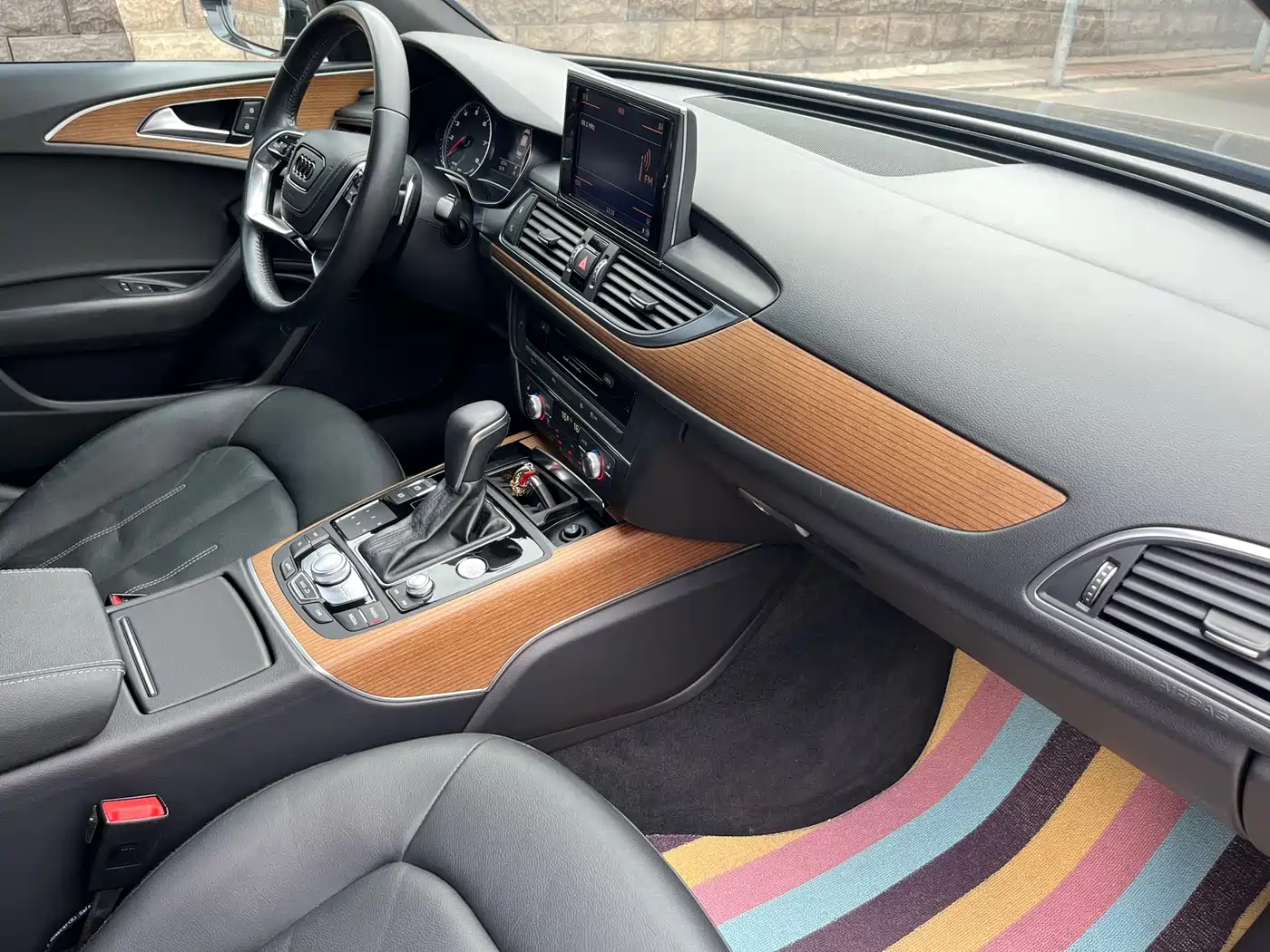 Audi A6L 2018 30th Anniversary 35 TFSI Sport фото 26