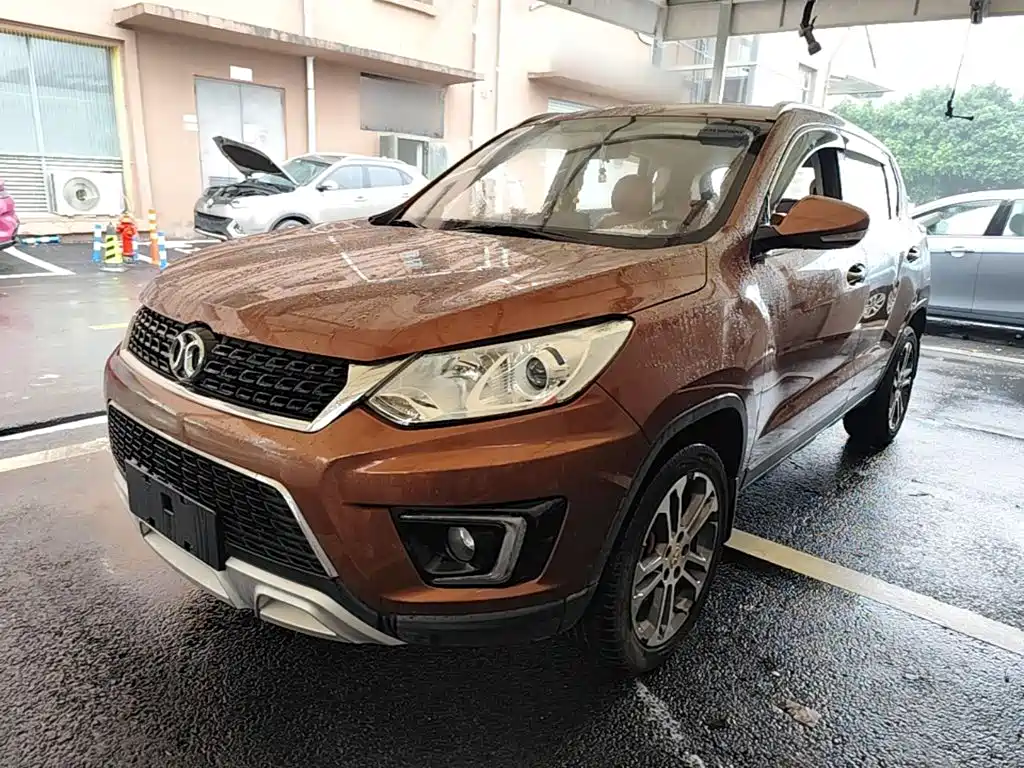 BAIC Senova X35 2016 — пригон из Китая