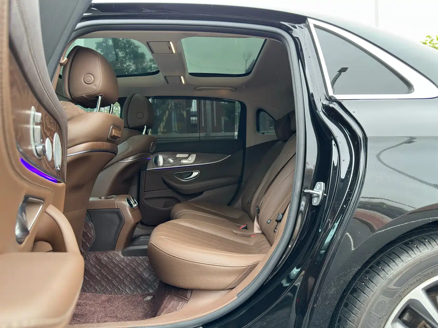 Mercedes-Benz E-Class 2019 Facelift E 300 L Luxury фото 10