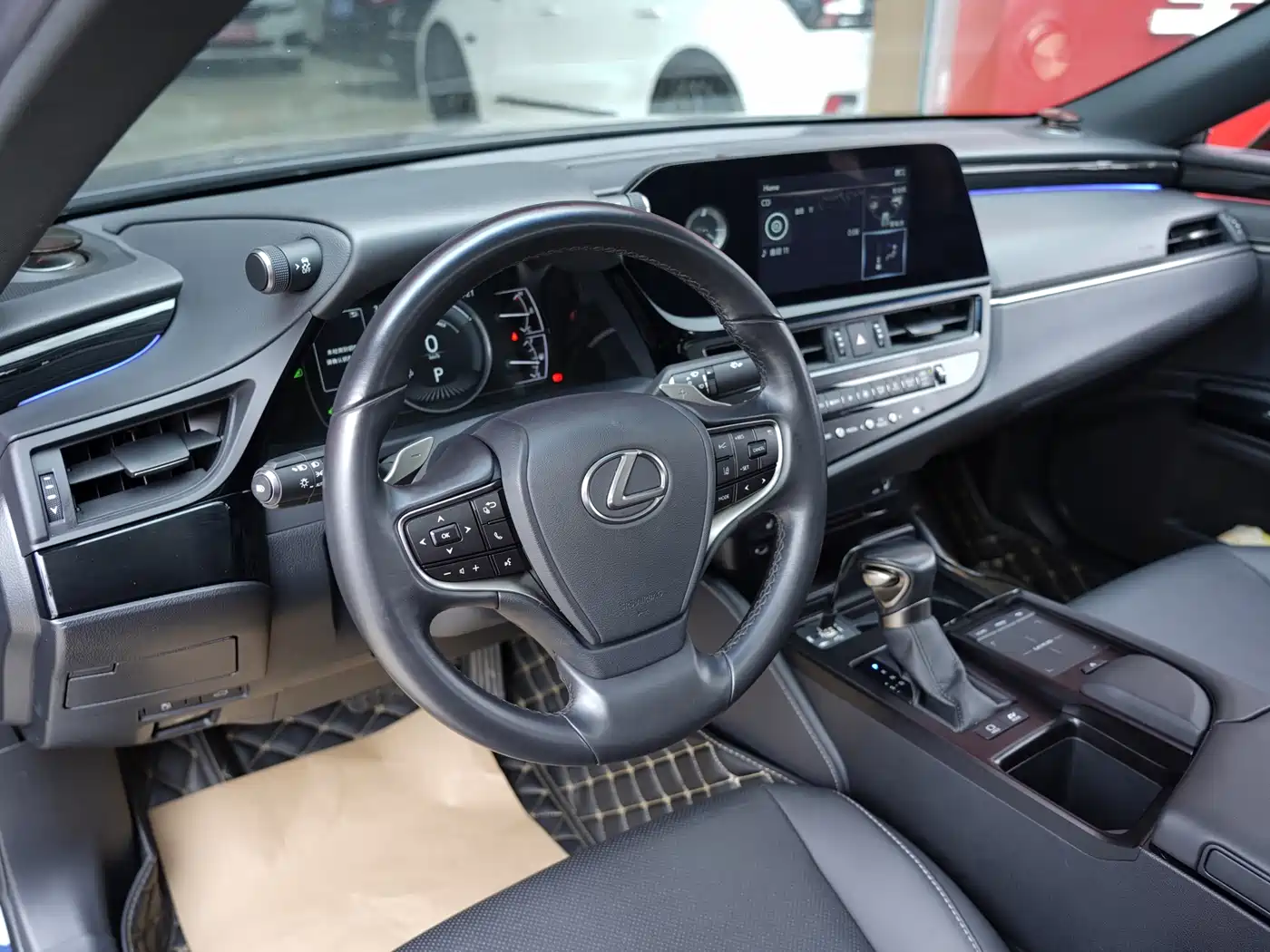 Lexus ES 2021 300h Excellence Edition фото 13