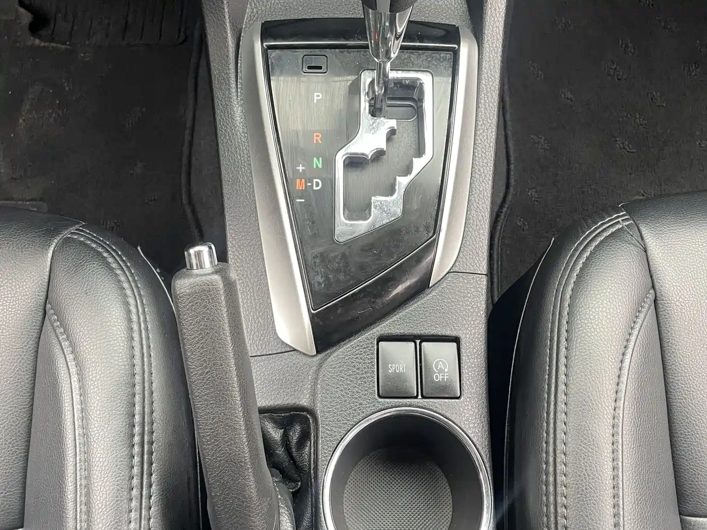 Toyota Corolla 2017 Facelift 1.2T S-CVT GL фото 7