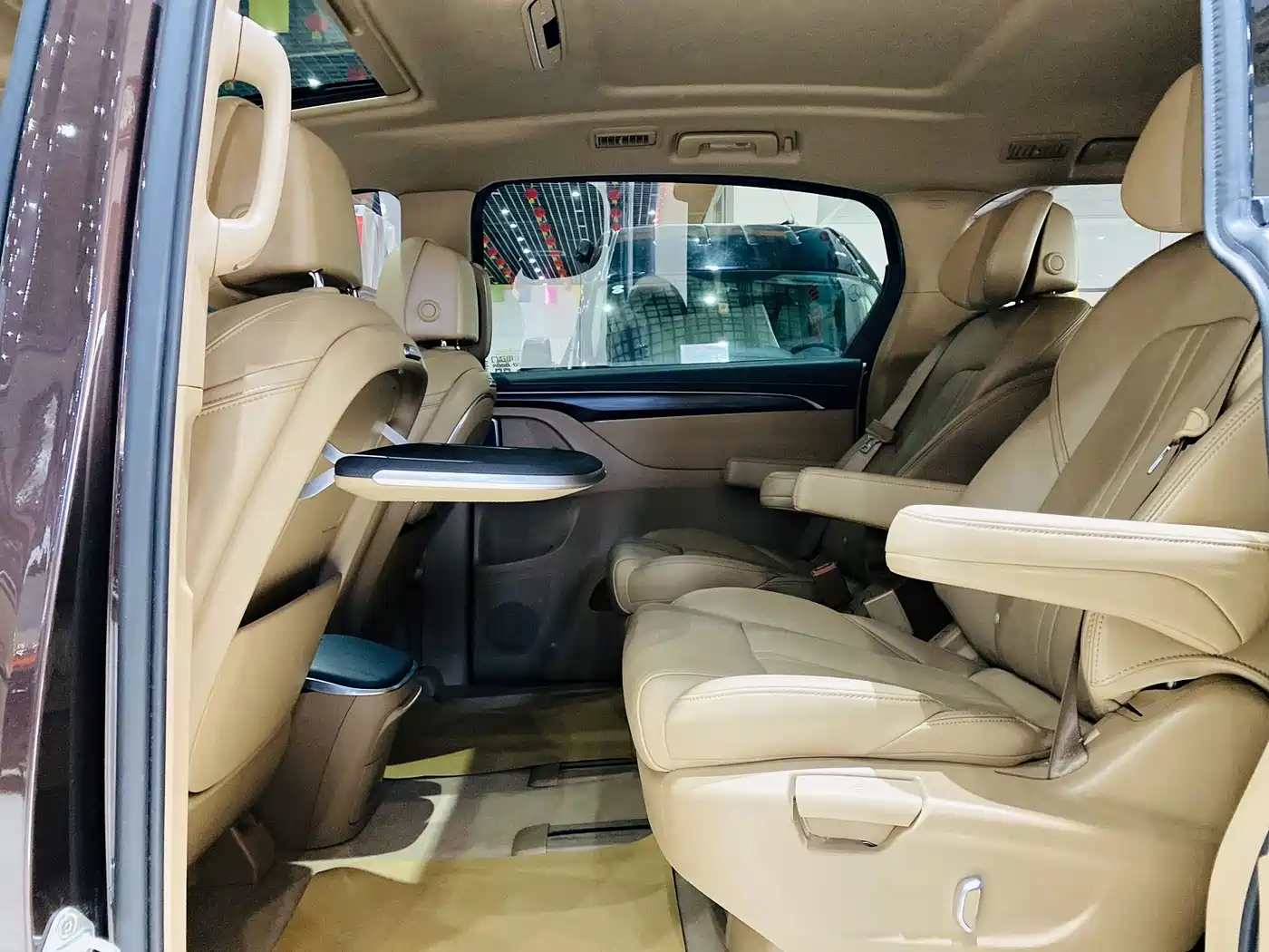 Buick GL8 2021 ES Landlord 653T Premium фото 15