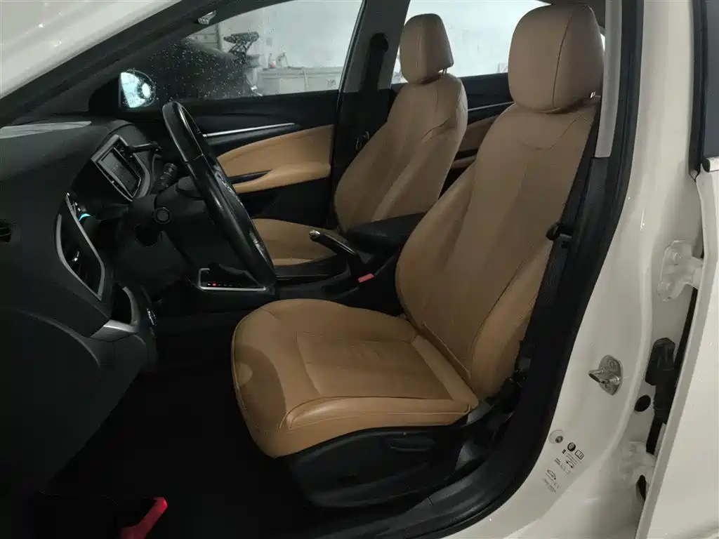 Buick Excelle 2018 18T Automatic Flagship фото 11