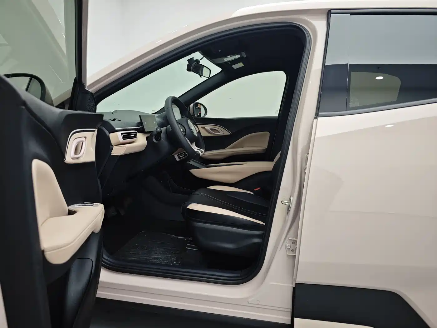 BYD Seagull 2024 Glory Edition 305km Vitality Edition фото 12