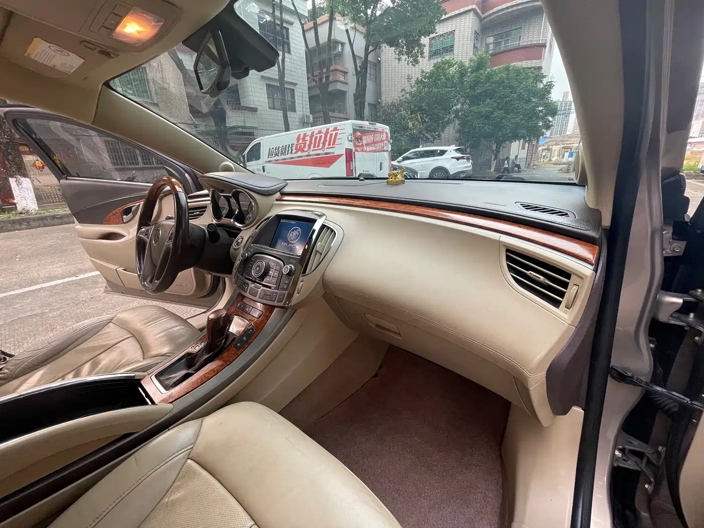 Buick LaCrosse 2012 2.4L SIDI Premium Edition фото 21