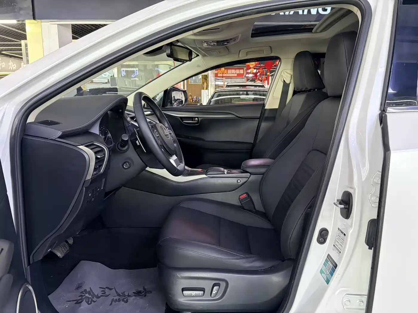 Lexus NX 2020 200 AWD F Sport China VI фото 8
