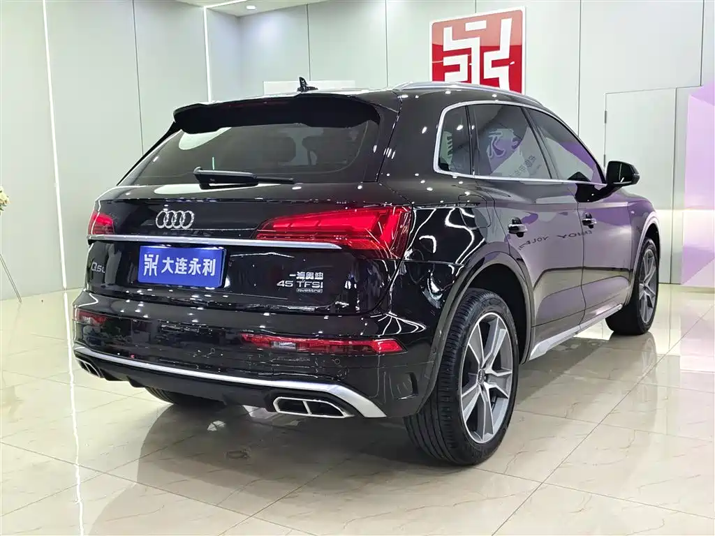 Audi Q5L 2022 Facelift 45T Luxury Dynamic фото 6