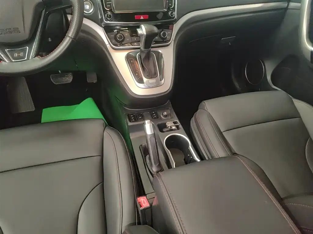 Haval H6 2015 Sport 1.5T Automatic 2WD Luxury фото 10