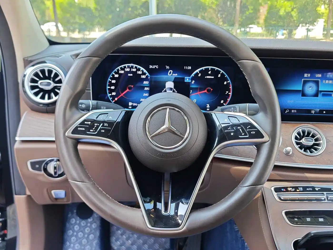 Mercedes-Benz E-Class 2022 Facelift E 300 L Fashion Style фото 9