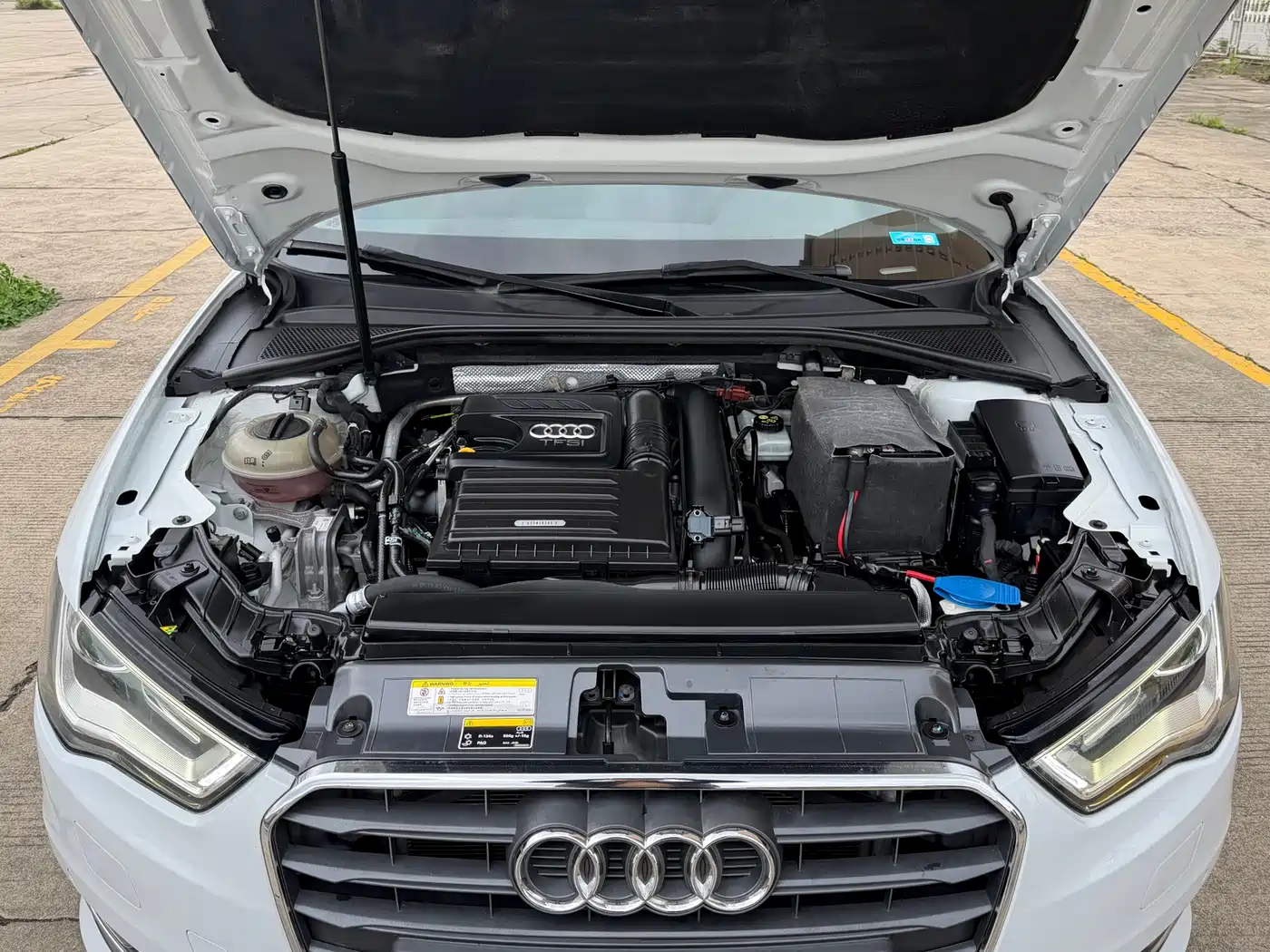 Audi A3 2014 Sportback 35 TFSI Automatic Comfort фото 15