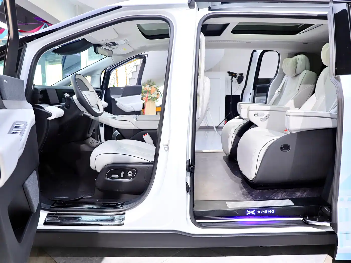 XIAOPENG X9