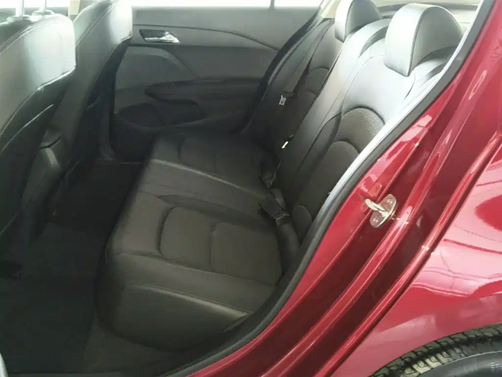 Chevrolet Cavalier 2019 320 Automatic Joy Edition фото 17
