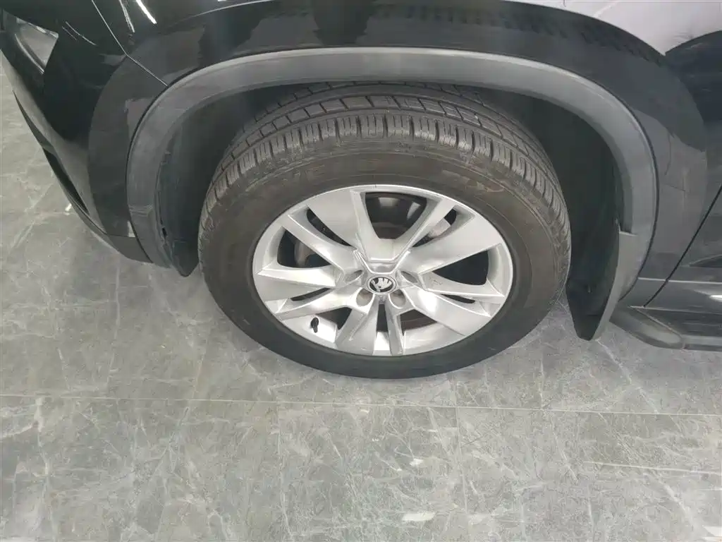 Škoda Kodiaq 2018 TSI330 5-seat FWD Luxury фото 25