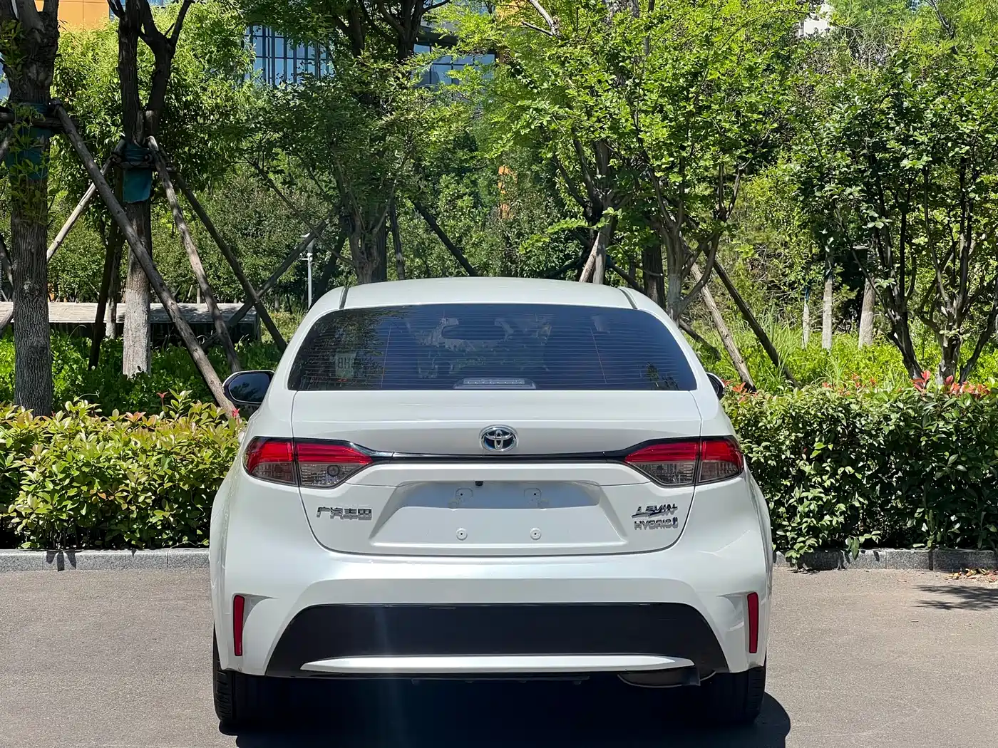 Toyota Levin 2021 Dual Engine 1.8H E-CVT Luxury Edition фото 5