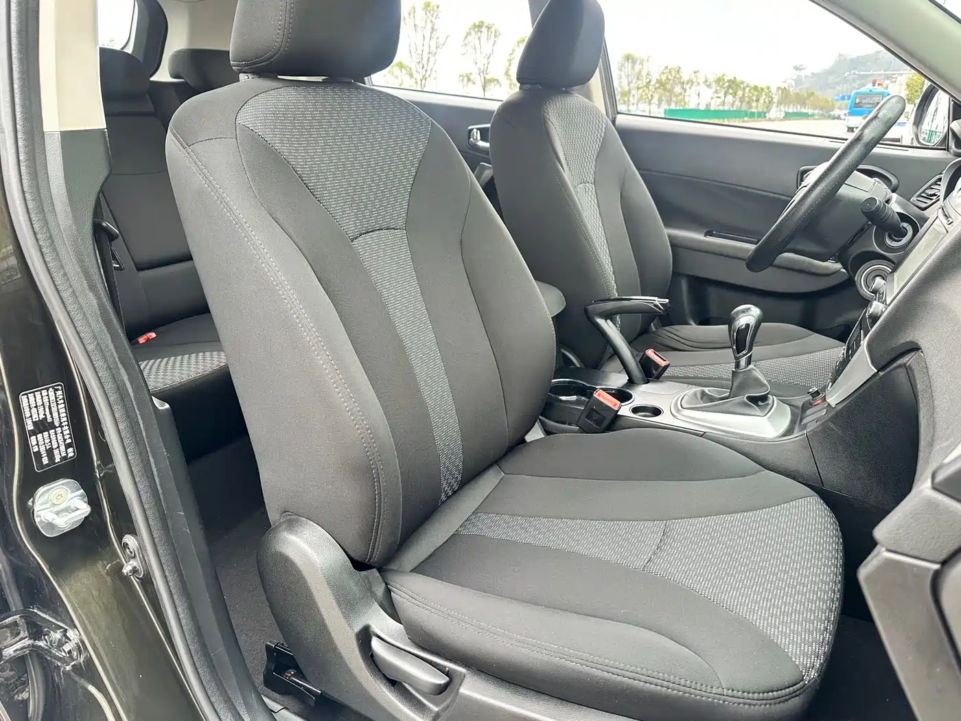 GAC Trumpchi Trumpchi GS5 2014 2.0L Manual 2WD Anniversary Value Edition фото 21