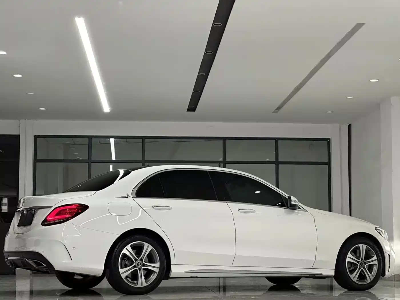 Mercedes-Benz C-Class 2019 Facelift C 260 L Sport фото 12