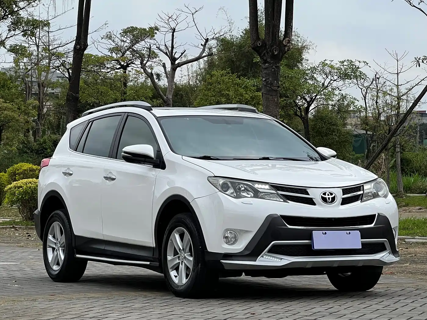 Toyota RAV4 Rongfang 2013 2.5L Auto 4WD Elite фото 3