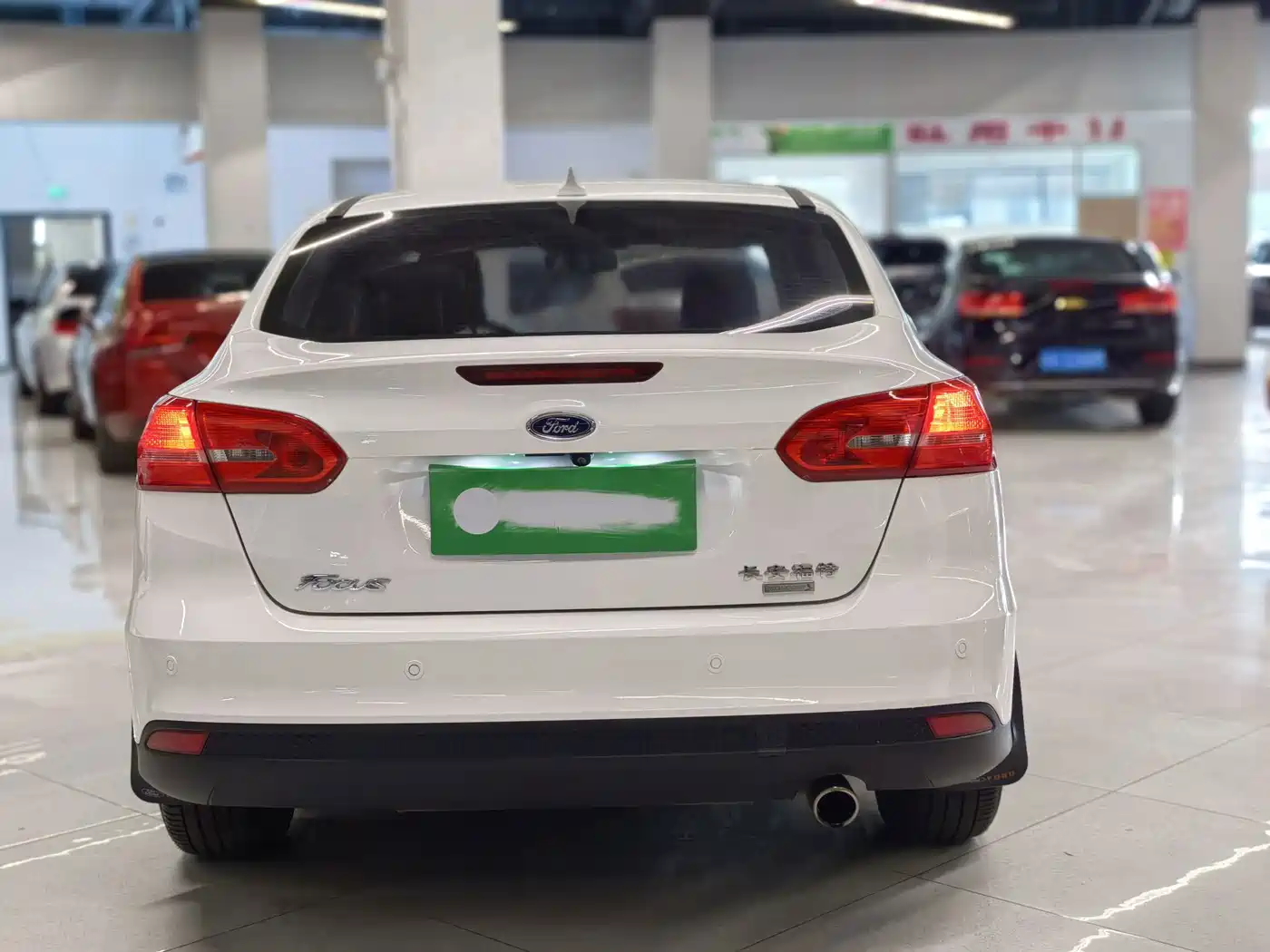 Фото 4 - Ford Focus