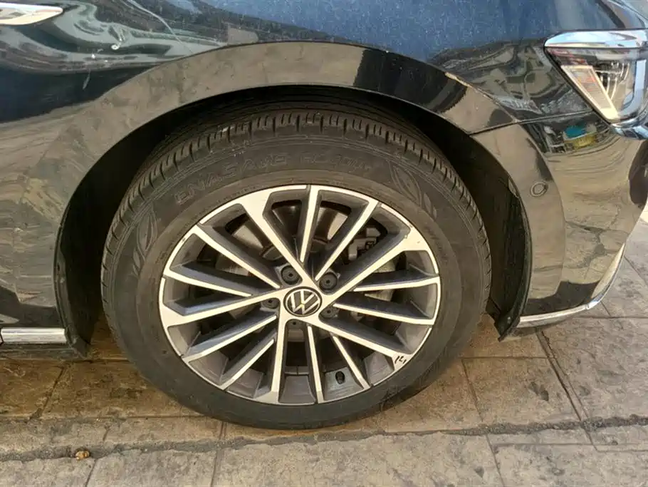 Volkswagen Magotan 2020 380TSI DSG Luxury фото 6