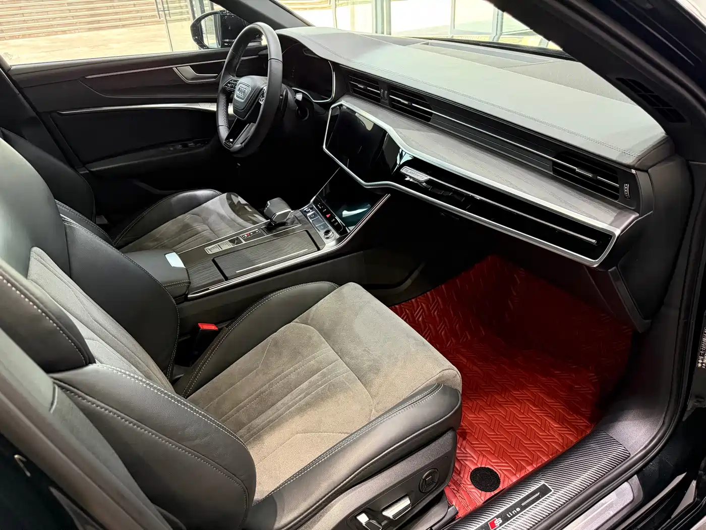 Audi A6L 2024 45 TFSI quattro Premium Dynamic фото 5