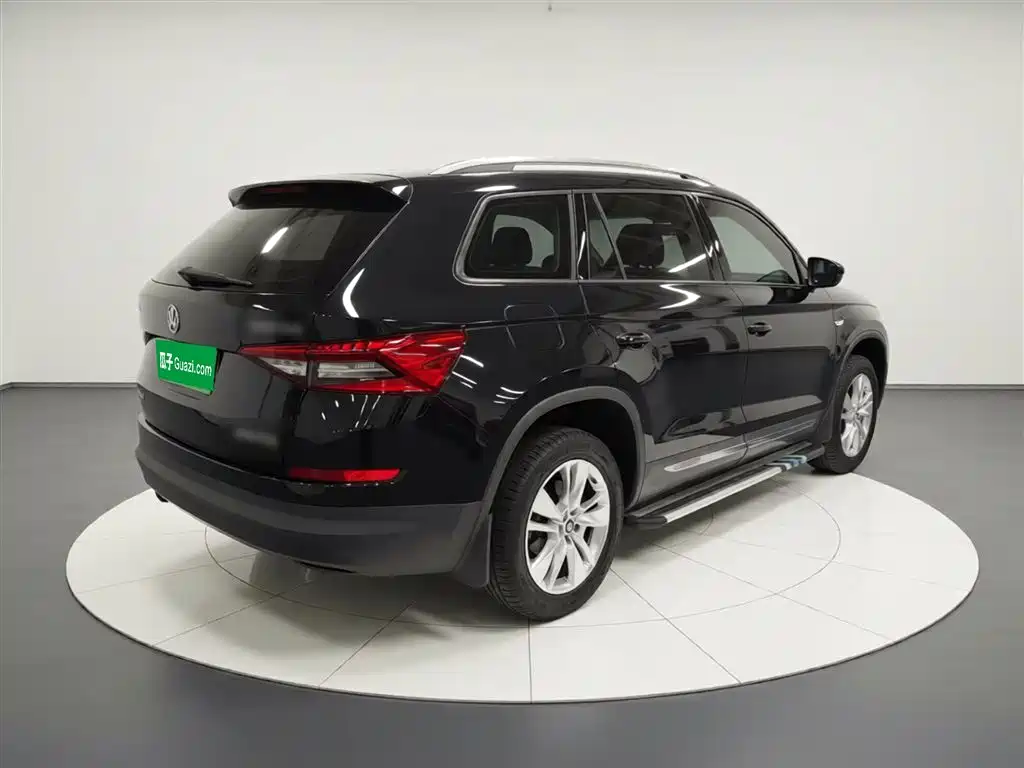 Škoda Kodiaq 2018 TSI330 5-seat FWD Luxury фото 5