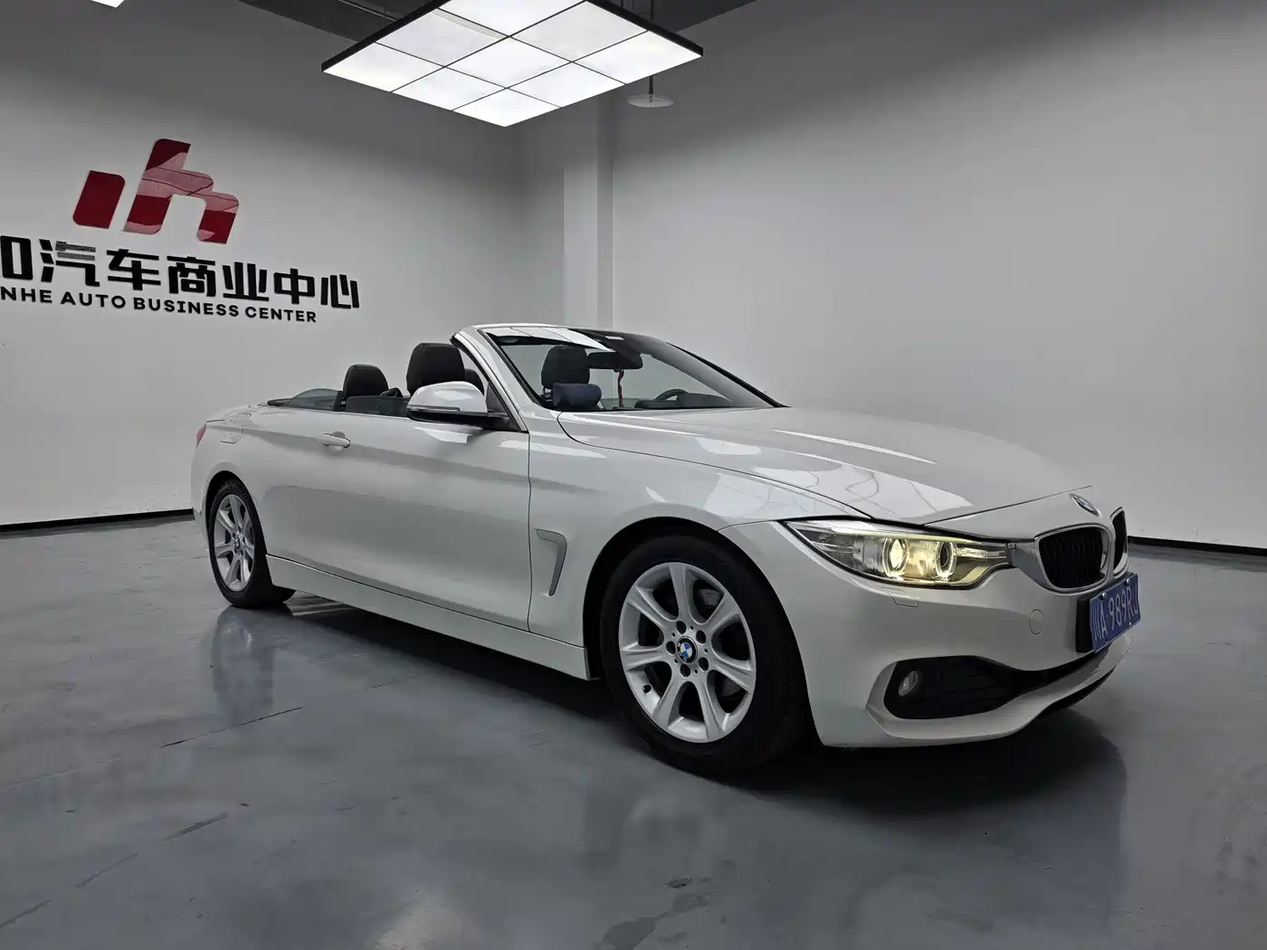 BMW 4 Series 2016 420i Convertible Fashion Line фото 7