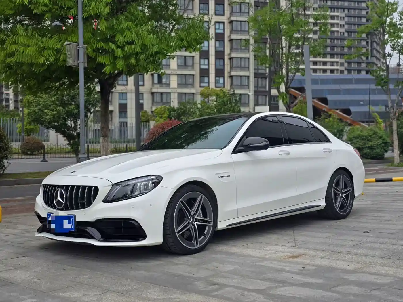 MERCEDES-BENZ C-CLASS AMG