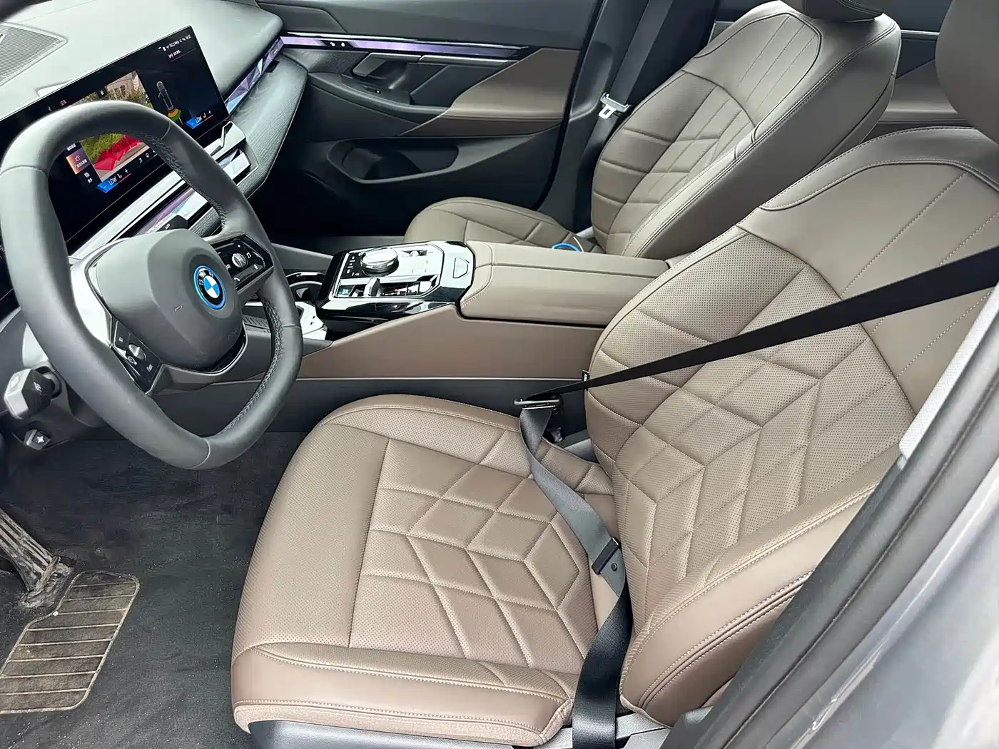 BMW i5 2024 eDrive 35L Luxury Package фото 6