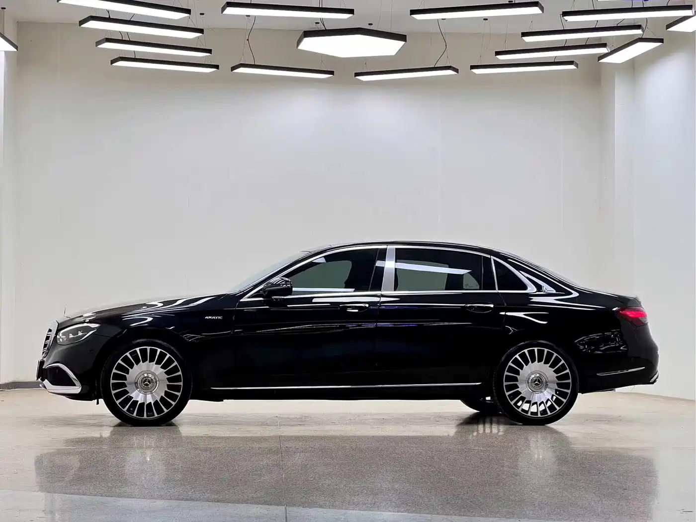 Mercedes-Benz E-Class 2021 E 260 L фото 17