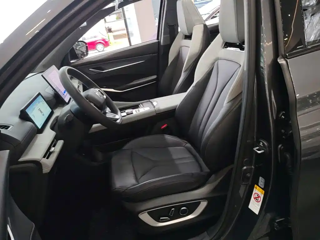 Фото 15 - Changan CS75 PLUS