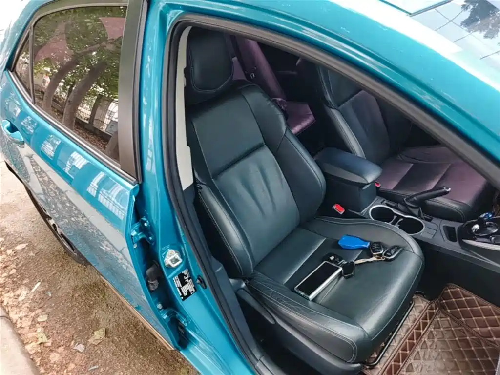 Toyota Levin Twin Engine E+ 2019 1.8PH V E-CVT Luxury Edition фото 25