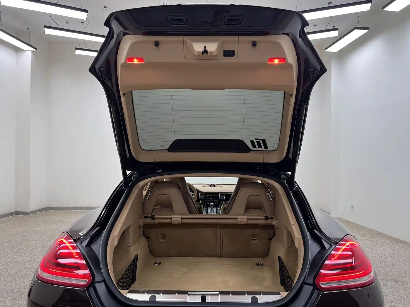 Porsche Panamera 2014 Panamera 3.0T фото 20