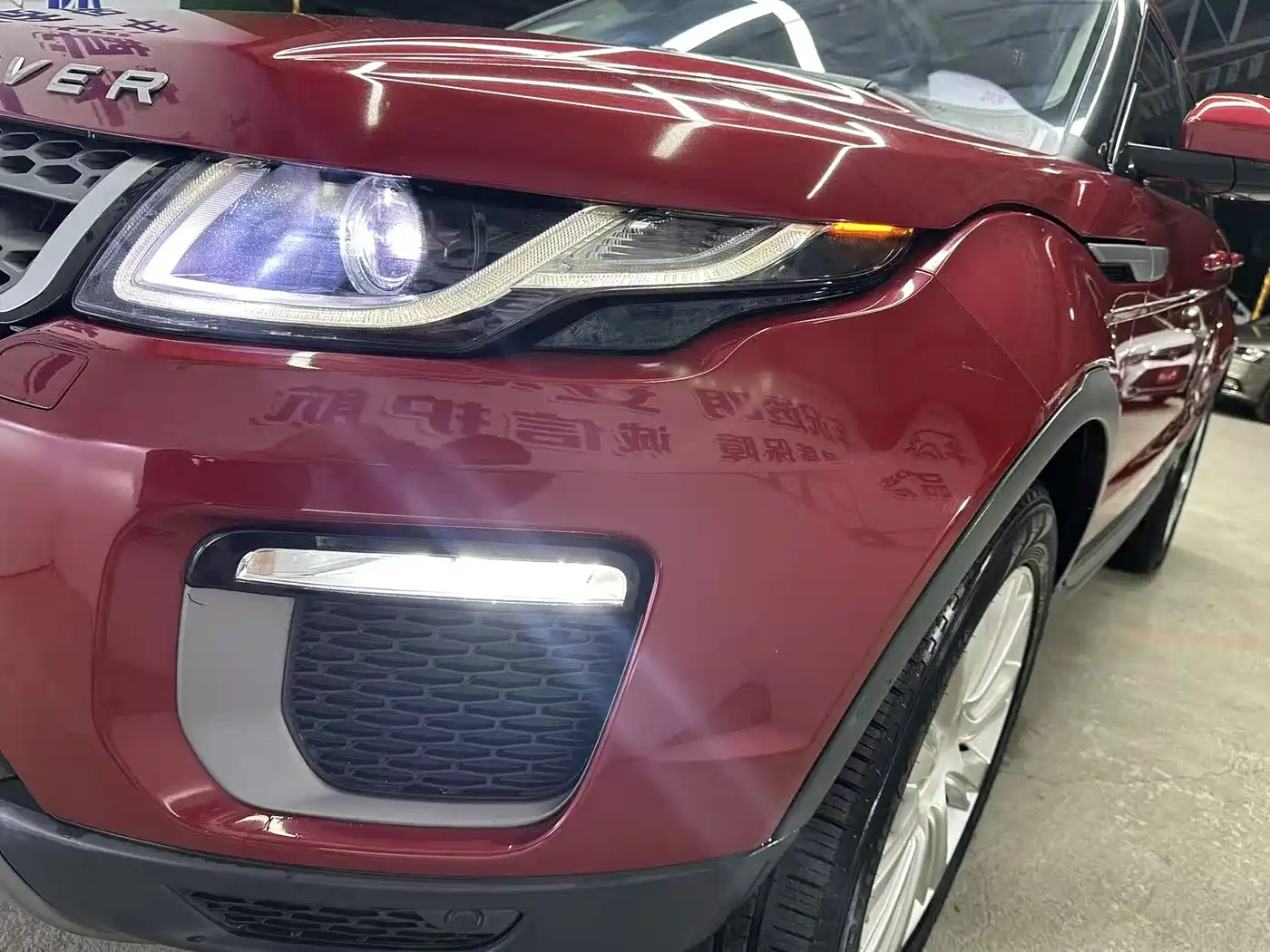 Land Rover Range Rover Evoque 2017 2.0T SE Smart Shine Edition фото 20