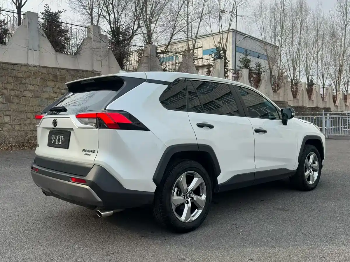 Toyota RAV4 Rongfang 2021 2.0L CVT 4WD Trend PLUS фото 7