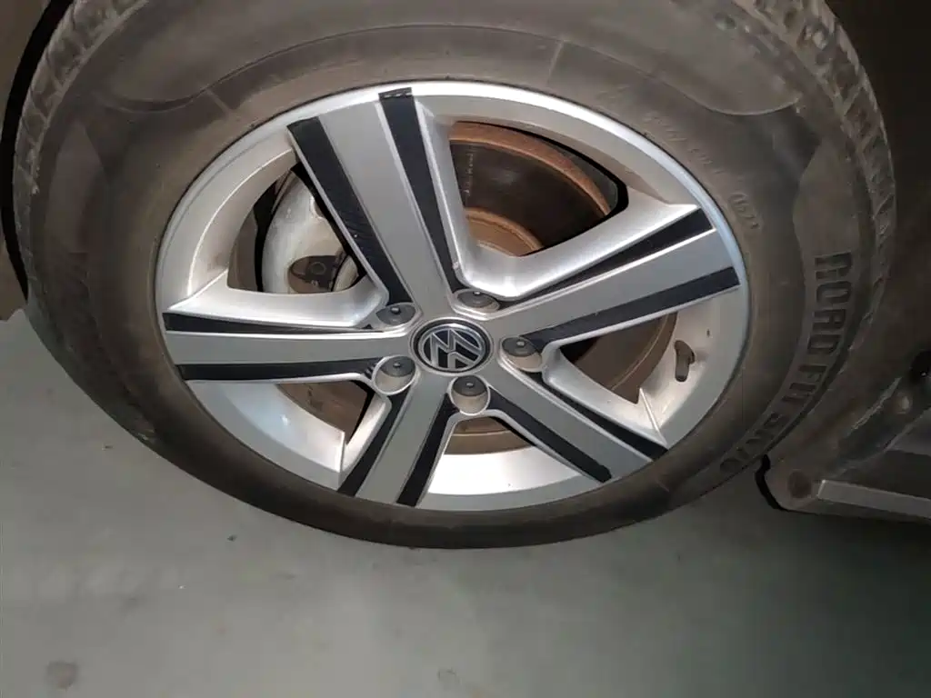Volkswagen Lamando 2017 230TSI DSG Trend Edition фото 23