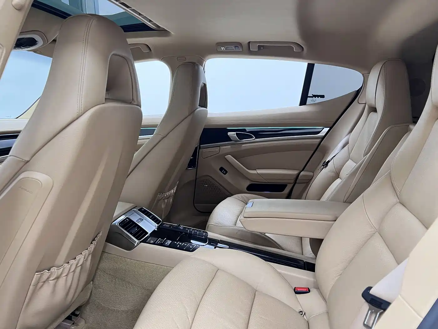 Porsche Panamera 2014 Panamera 3.0T фото 15