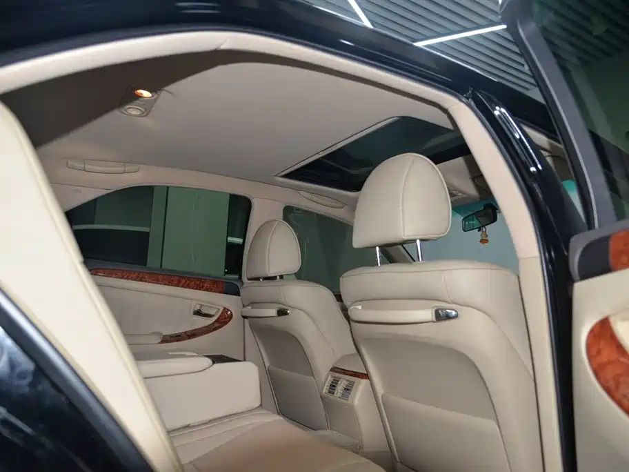 Toyota Crown 2006 2.5L Royal Leather Edition фото 13