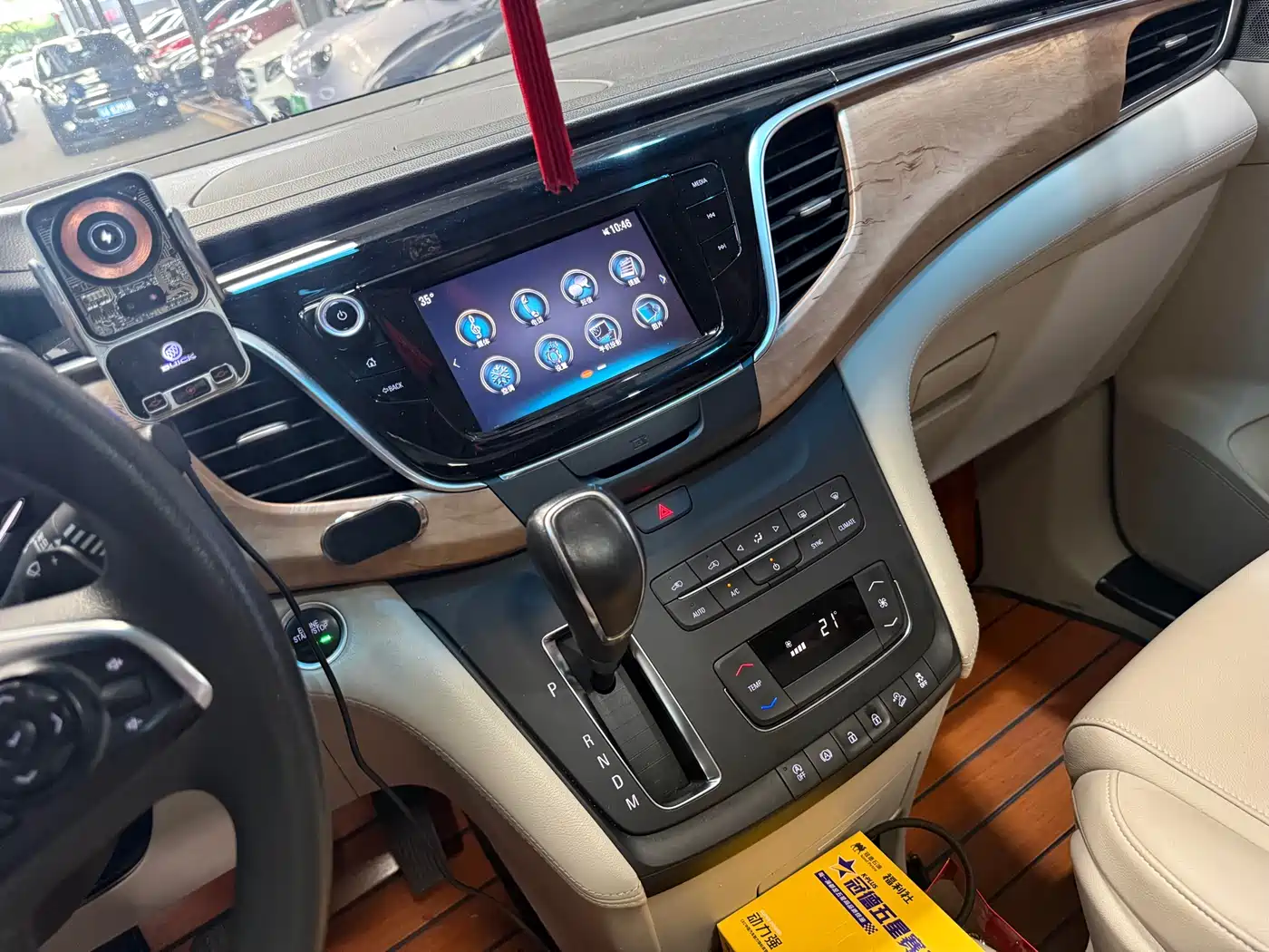 Buick GL8 2017 ES 28T Comfort Type China V фото 18