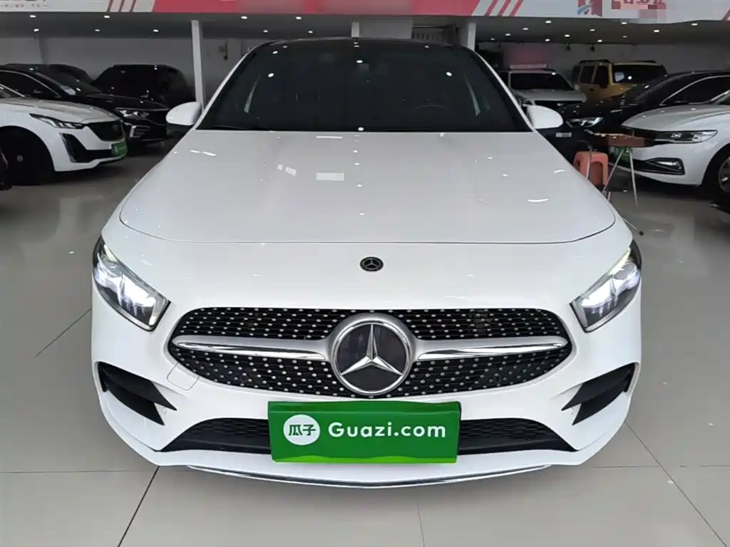 Mercedes-Benz A-Class 2020 Facelift A 200 L Sport Sedan Fashion фото 3