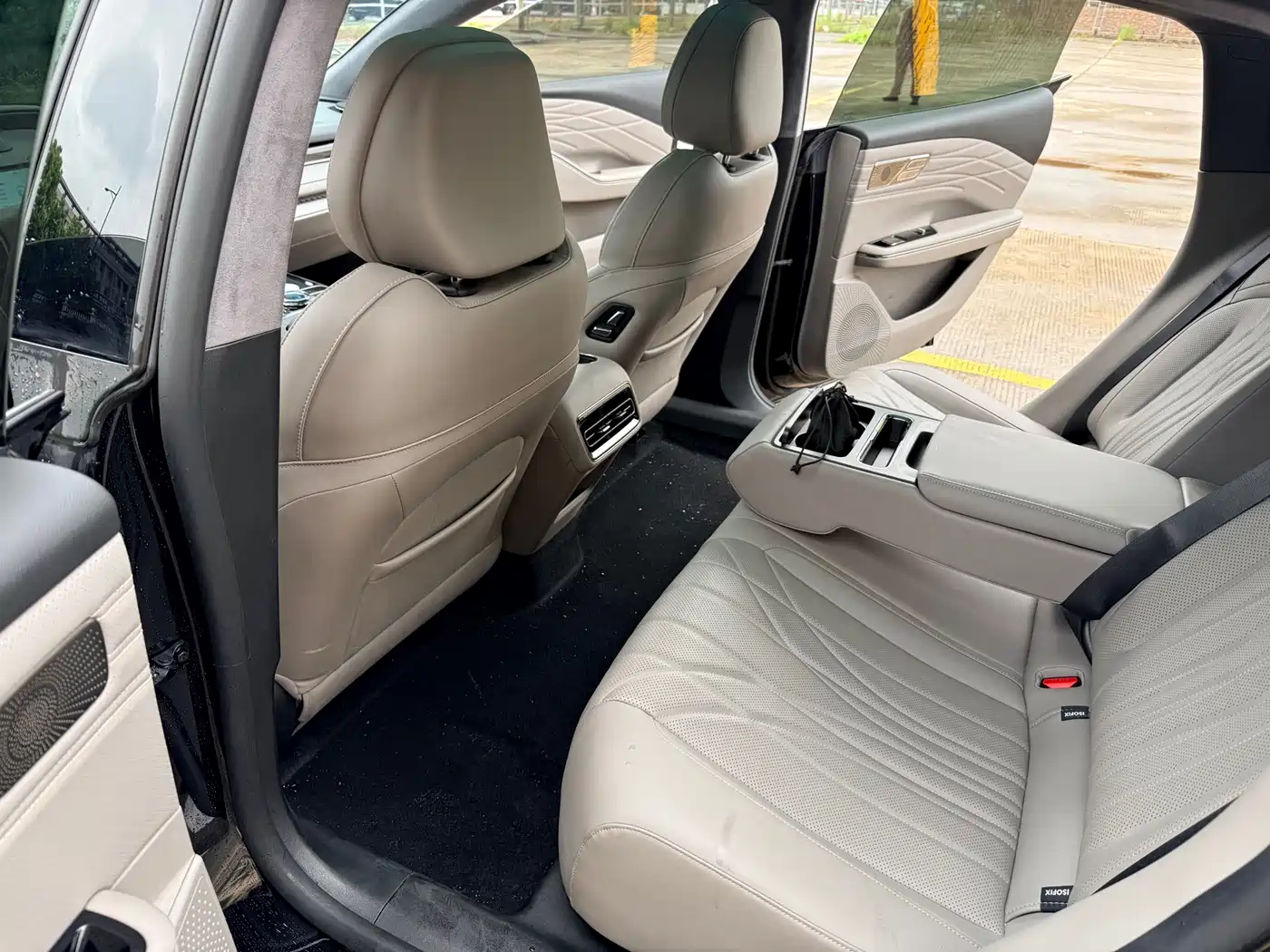 Geely Galaxy Galaxy Xingyao 8 2025 130km EM-P Starship Edition фото 19