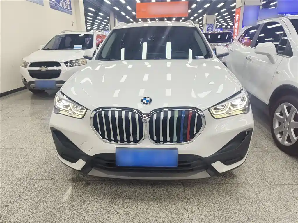 BMW X1 2020 sDrive25Li Leading Model фото 3