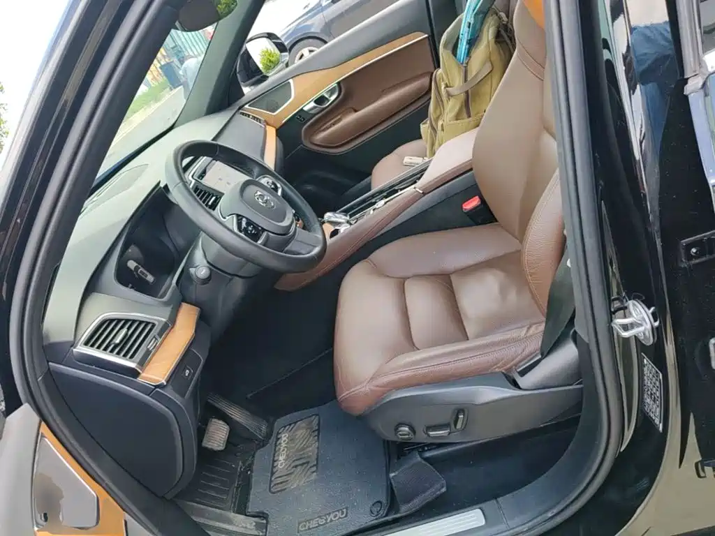 Volvo XC90 2024 2024 B5 Smart Luxury 5-Seater