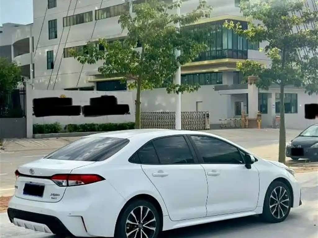 Toyota Levin 2022 185T CVT Sport Edition фото 4